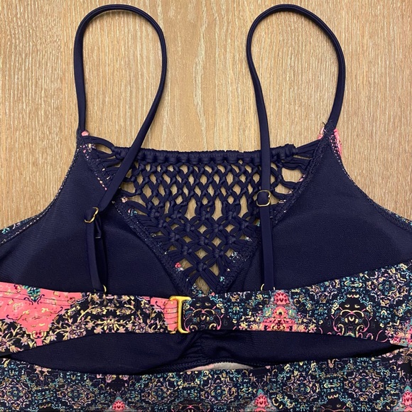 ISLAND SOUL Macrame High Navy Metallic Tankini Top - Picture 6 of 13